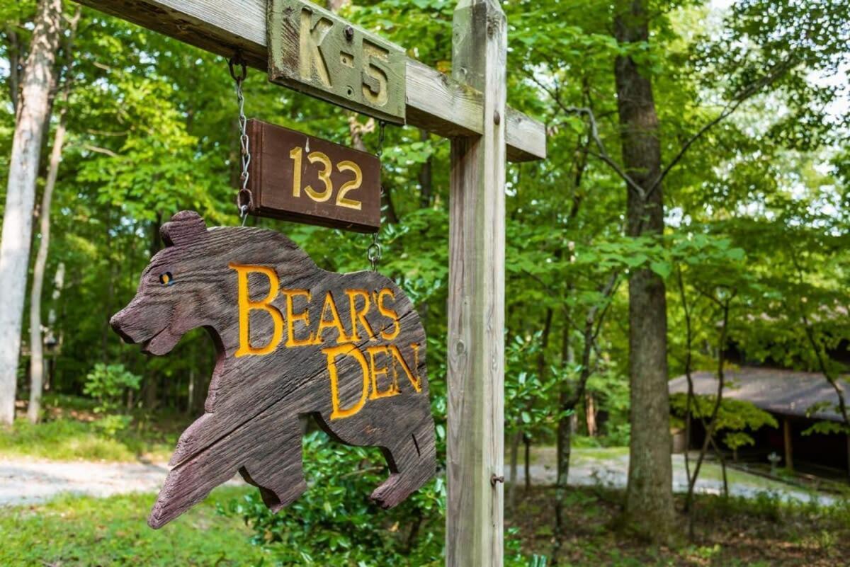 Huge Cabin W Hot Tub, Deck, Grill, Fire Pit, Wifi Berkeley Springs Buitenkant foto